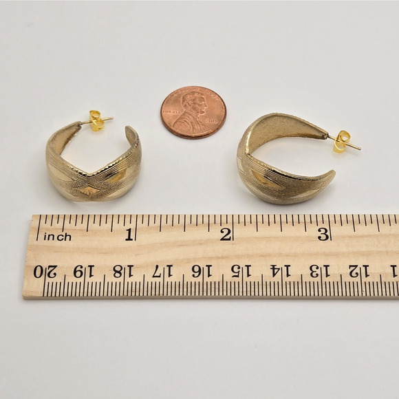 Vintage Hoop Earrings Chunky Goldtone Textured Classic Boho Maximalist Retro 1" - Picture 4 of 11